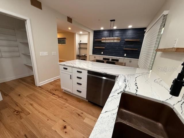 En Renta: $4,750 (3 camas, 3 baños, 1835 Pies cuadrados)