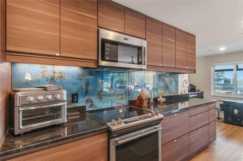 На продажу: $875,000 (3 спален, 2 ванн, 1641 Квадратных фут)