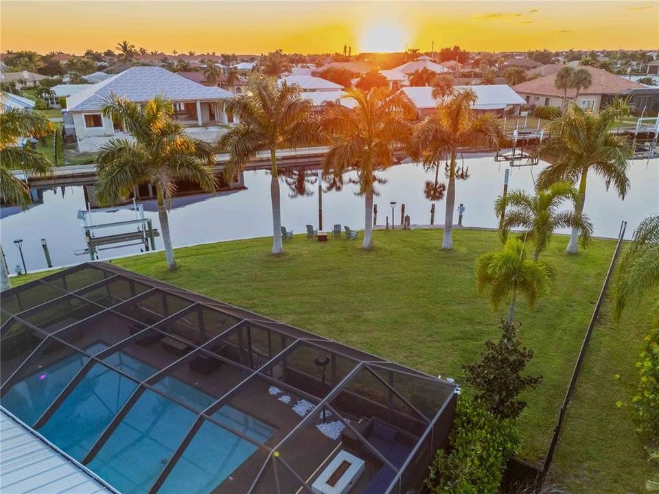 На продажу: $875,000 (3 спален, 2 ванн, 1641 Квадратных фут)