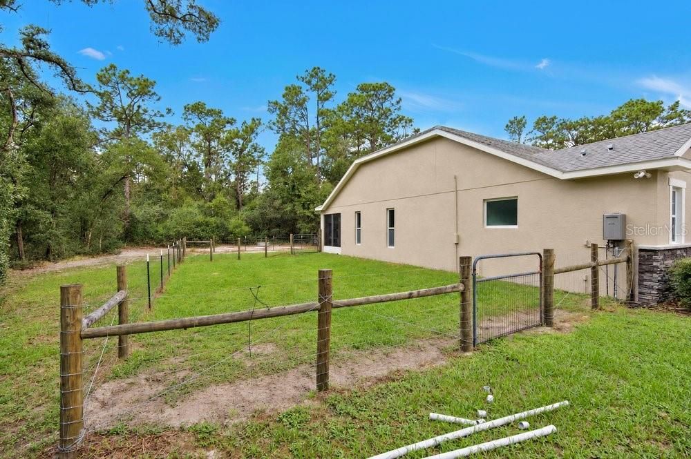 En Venta: $750,000 (4 camas, 3 baños, 2559 Pies cuadrados)