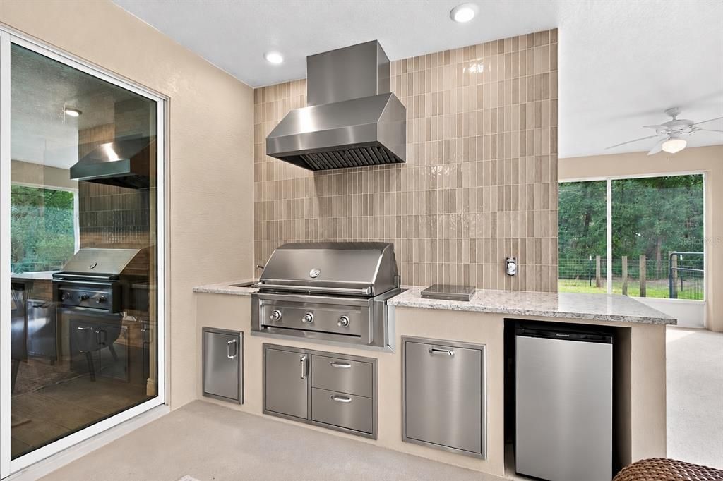 En Venta: $750,000 (4 camas, 3 baños, 2559 Pies cuadrados)