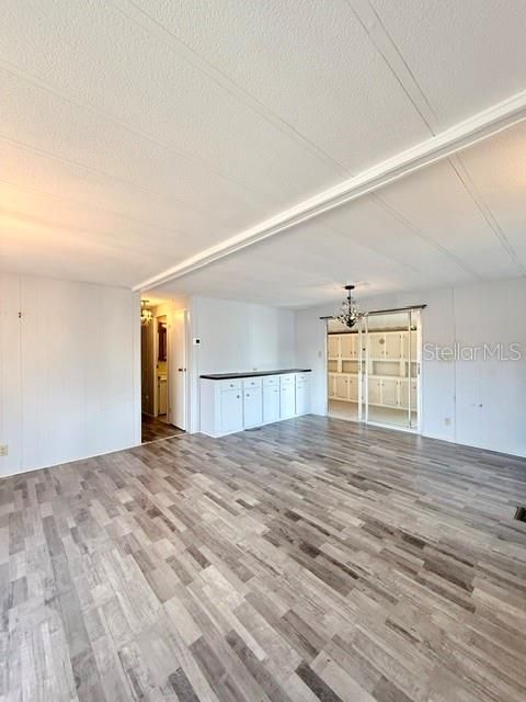 En Venta: $89,900 (3 camas, 2 baños, 2064 Pies cuadrados)