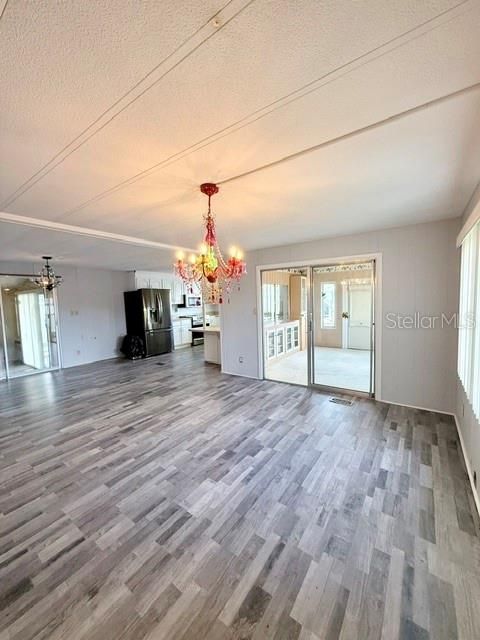 En Venta: $89,900 (3 camas, 2 baños, 2064 Pies cuadrados)