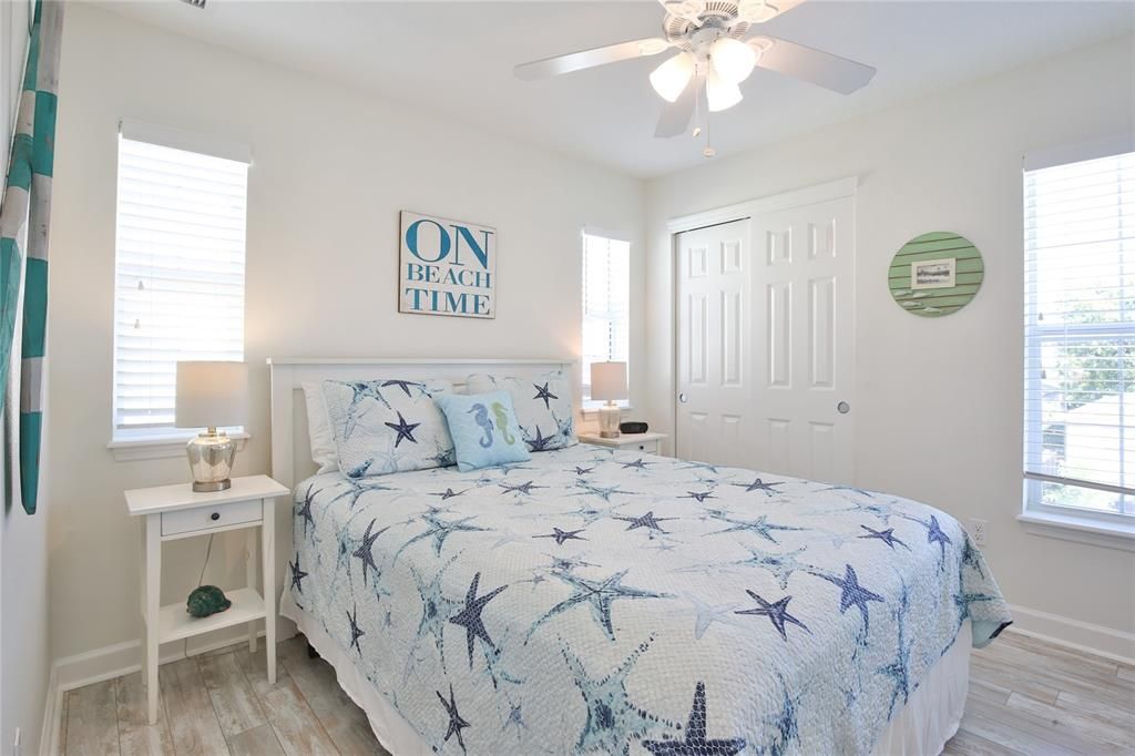 For Sale: $1,085,000 (3 beds, 2 baths, 1338 Square Feet)