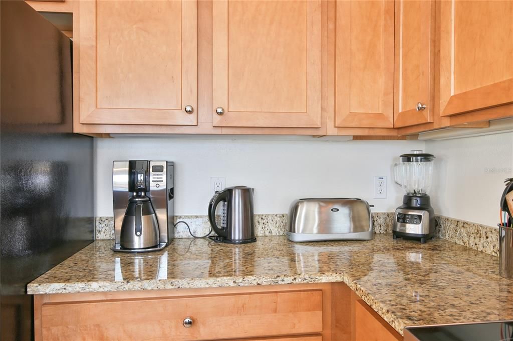 For Sale: $1,085,000 (3 beds, 2 baths, 1338 Square Feet)
