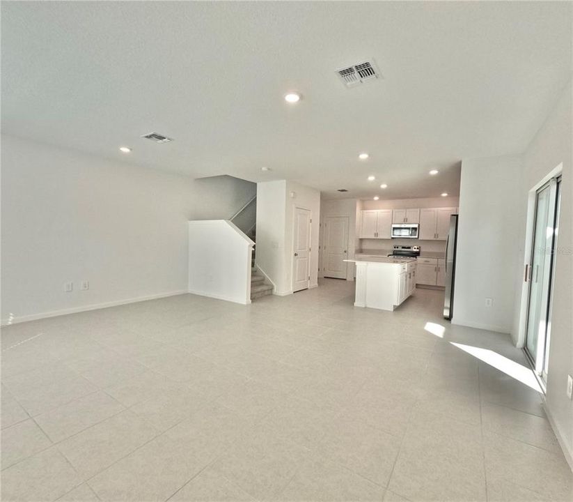 En Renta: $2,350 (4 camas, 2 baños, 1742 Pies cuadrados)