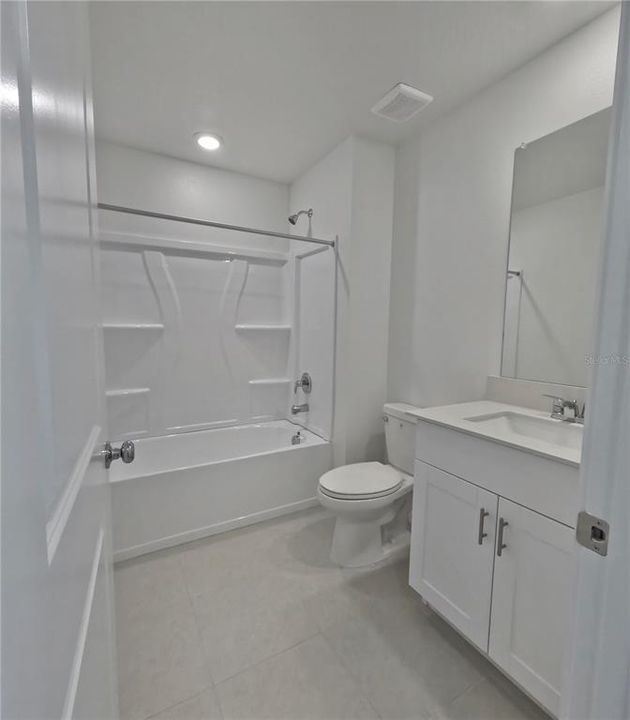 En Renta: $2,350 (4 camas, 2 baños, 1742 Pies cuadrados)