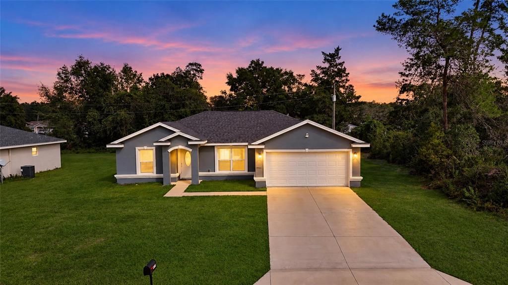 For Sale: $265,000 (3 beds, 2 baths, 1366 Square Feet)