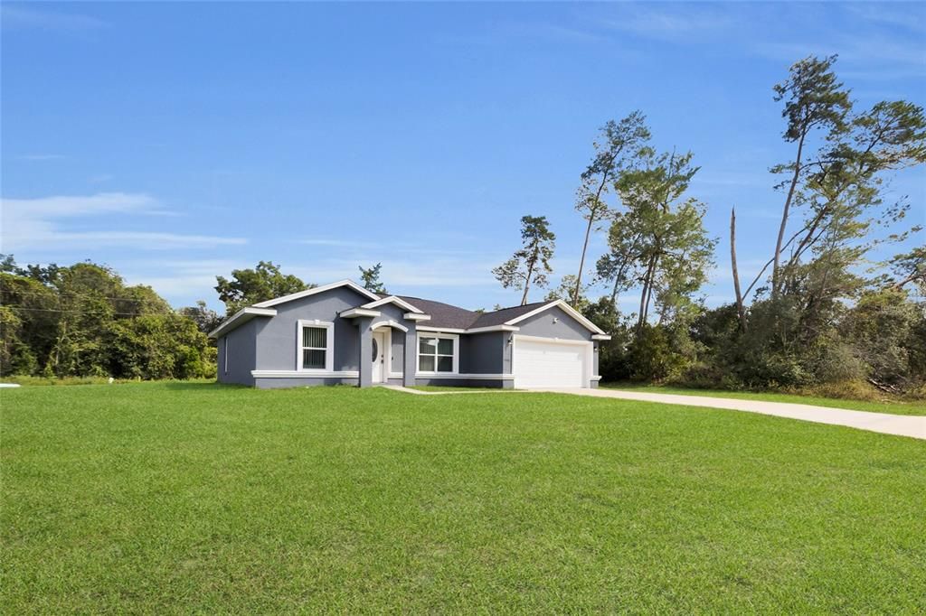 For Sale: $265,000 (3 beds, 2 baths, 1366 Square Feet)