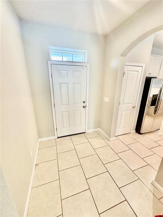 For Sale: $319,900 (3 beds, 2 baths, 1860 Square Feet)