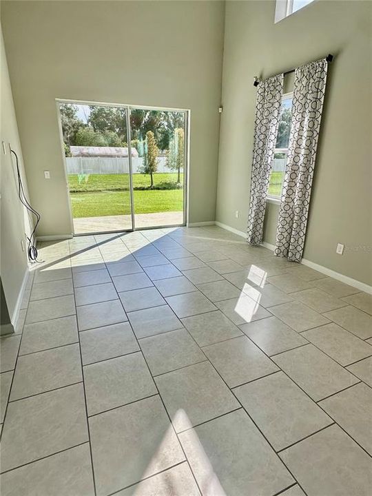 For Sale: $319,900 (3 beds, 2 baths, 1860 Square Feet)