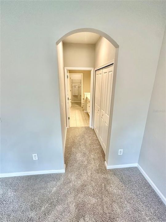 For Sale: $319,900 (3 beds, 2 baths, 1860 Square Feet)