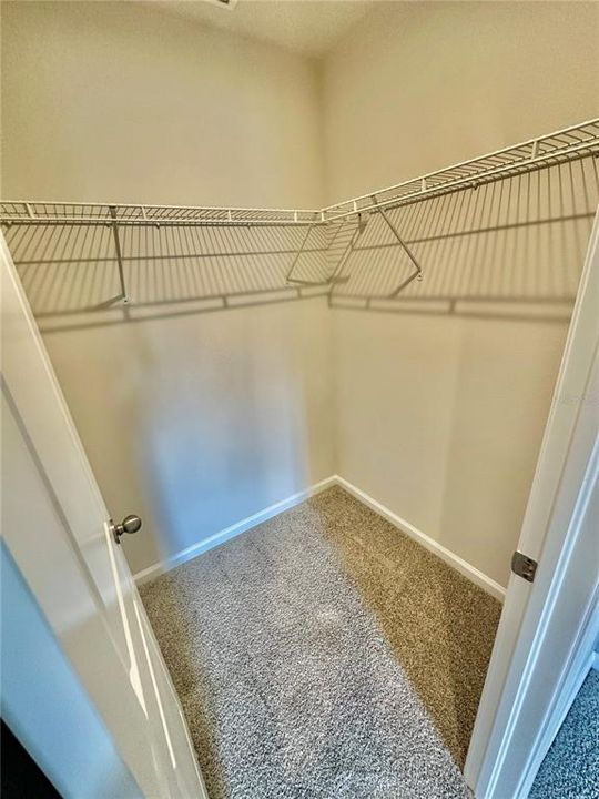 For Sale: $319,900 (3 beds, 2 baths, 1860 Square Feet)