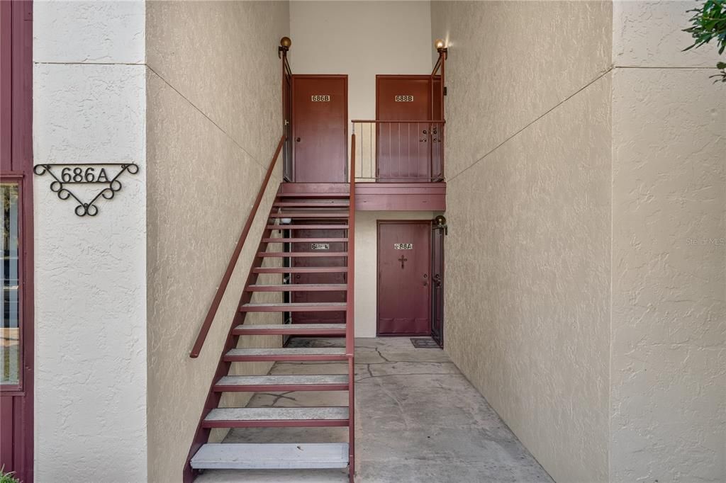 For Sale: $155,000 (2 beds, 2 baths, 1068 Square Feet)