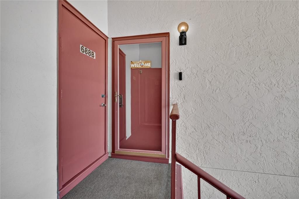 For Sale: $155,000 (2 beds, 2 baths, 1068 Square Feet)