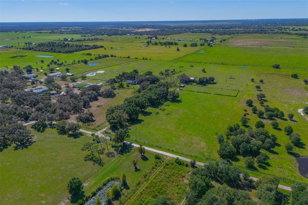 待售: $1,100,000 (20.00 acres)