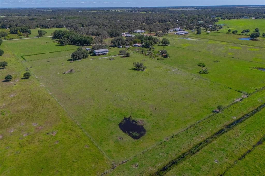 待售: $1,100,000 (20.00 acres)