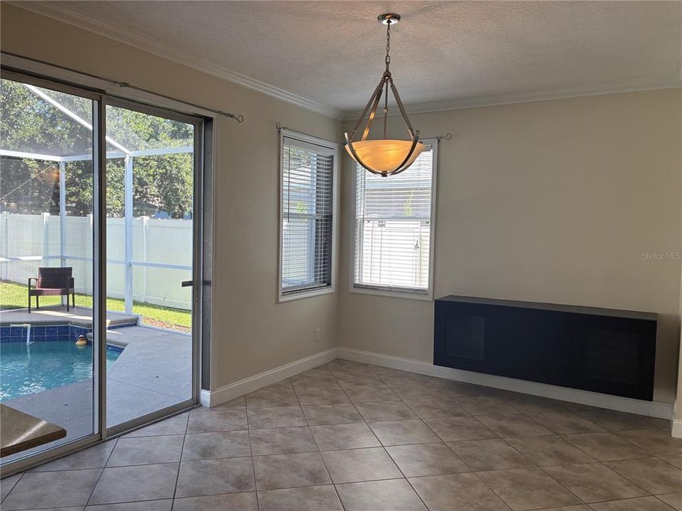 For Rent: $2,500 (3 beds, 2 baths, 1536 Square Feet)