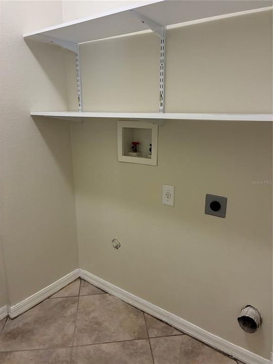 For Rent: $2,500 (3 beds, 2 baths, 1536 Square Feet)