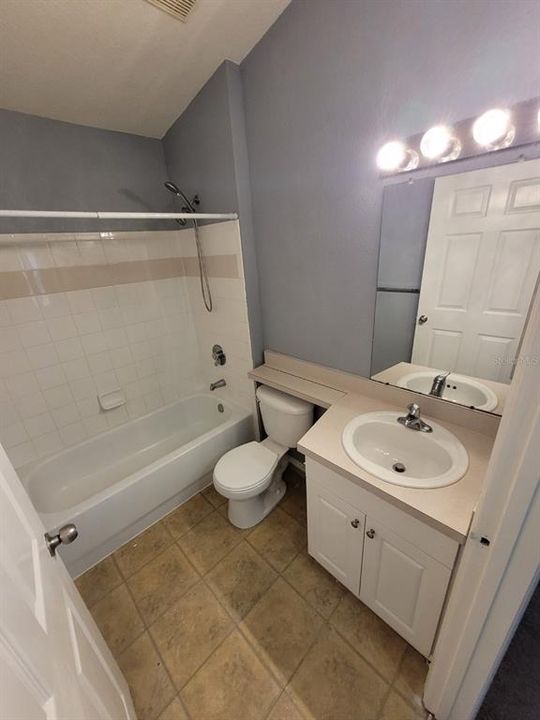 For Rent: $1,595 (3 beds, 2 baths, 1278 Square Feet)