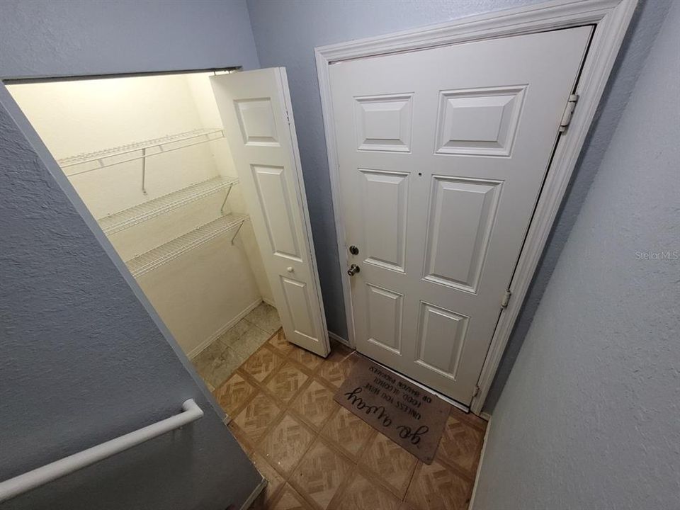 For Rent: $1,595 (3 beds, 2 baths, 1278 Square Feet)