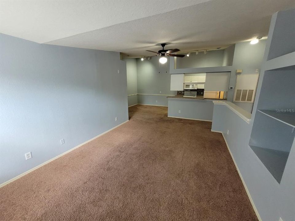 For Rent: $1,595 (3 beds, 2 baths, 1278 Square Feet)