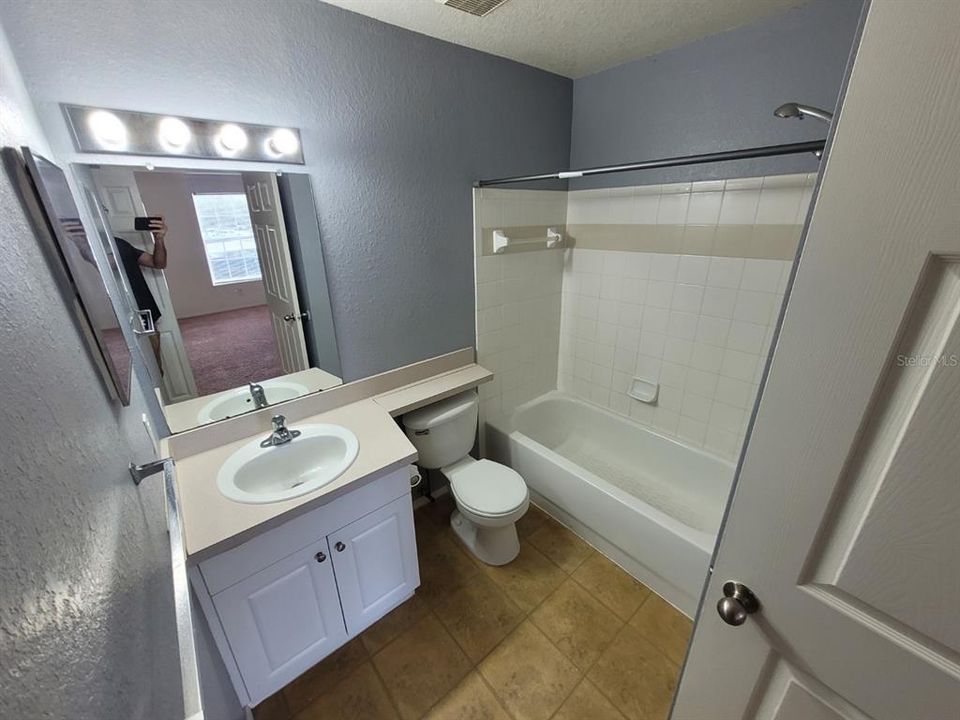 For Rent: $1,595 (3 beds, 2 baths, 1278 Square Feet)