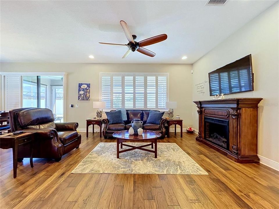 For Sale: $675,000 (3 beds, 3 baths, 3110 Square Feet)