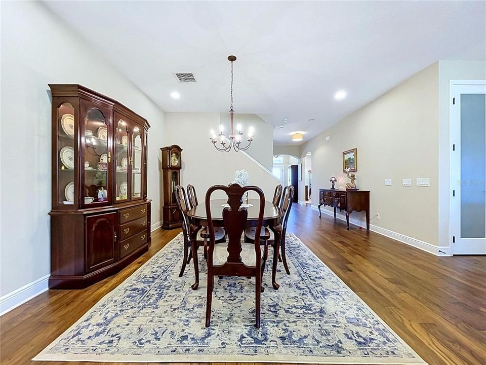 For Sale: $675,000 (3 beds, 3 baths, 3110 Square Feet)