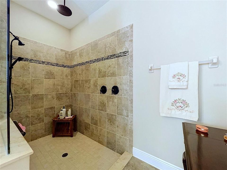 For Sale: $675,000 (3 beds, 3 baths, 3110 Square Feet)