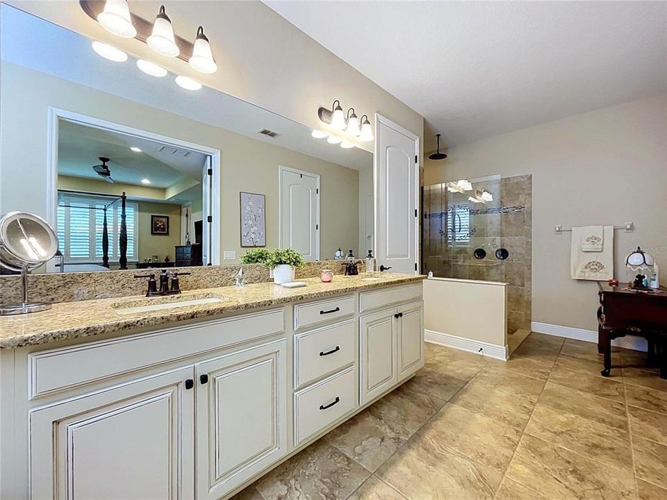 For Sale: $675,000 (3 beds, 3 baths, 3110 Square Feet)