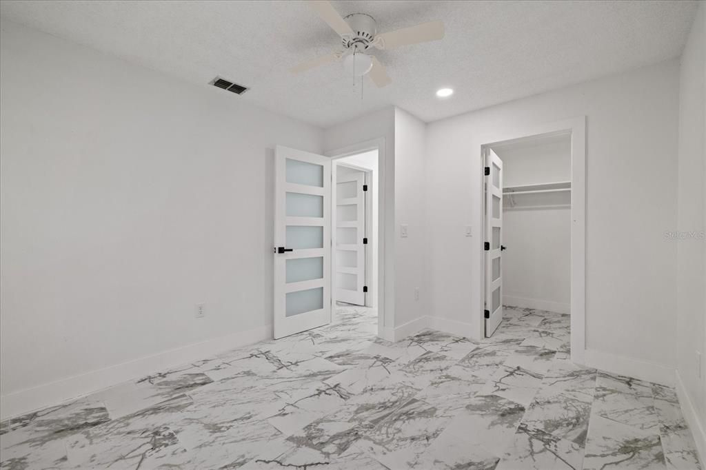 For Sale: $475,000 (4 beds, 2 baths, 2084 Square Feet)