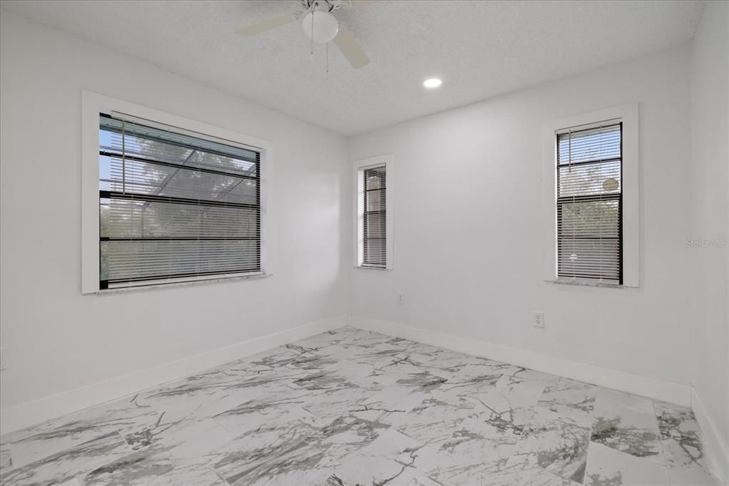 For Sale: $475,000 (4 beds, 2 baths, 2084 Square Feet)