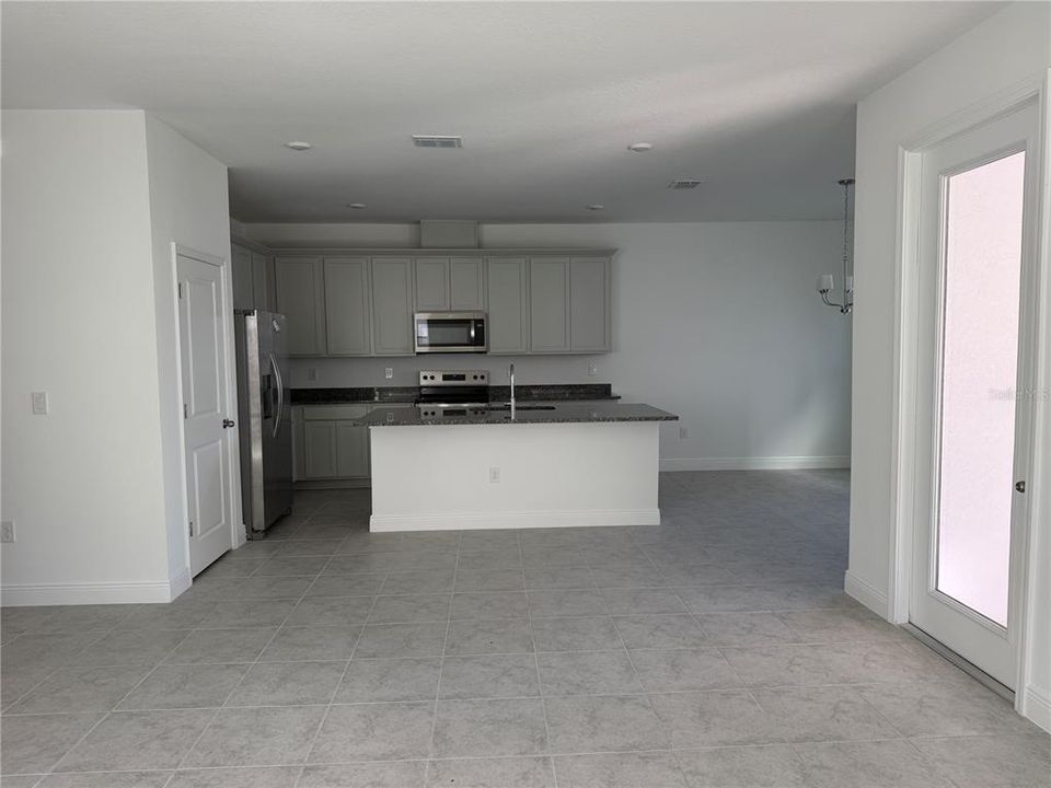 В аренду: $3,350 (4 спален, 3 ванн, 2102 Квадратных фут)