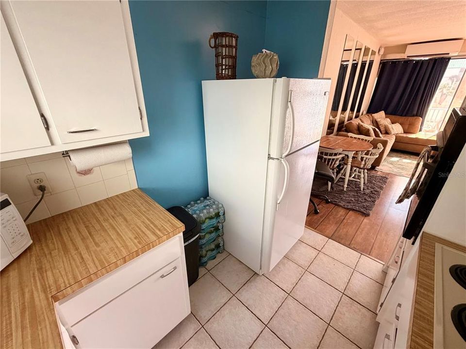 For Sale: $259,000 (1 beds, 1 baths, 522 Square Feet)