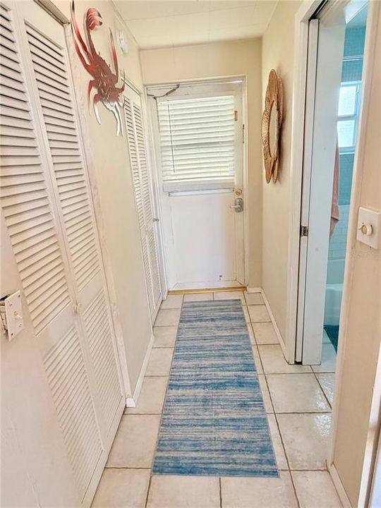 For Sale: $259,000 (1 beds, 1 baths, 522 Square Feet)