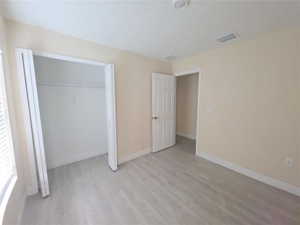 For Sale: $326,000 (4 beds, 2 baths, 1820 Square Feet)