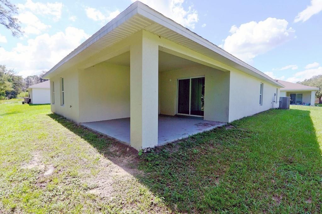 For Sale: $326,000 (4 beds, 2 baths, 1820 Square Feet)