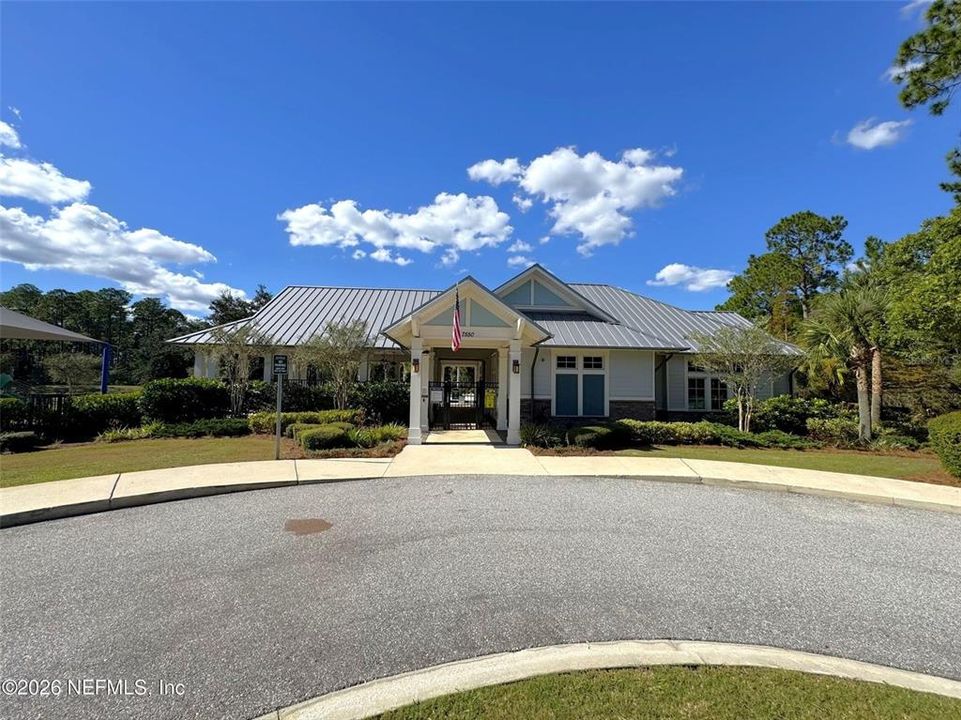 For Sale: $365,000 (3 beds, 2 baths, 1737 Square Feet)