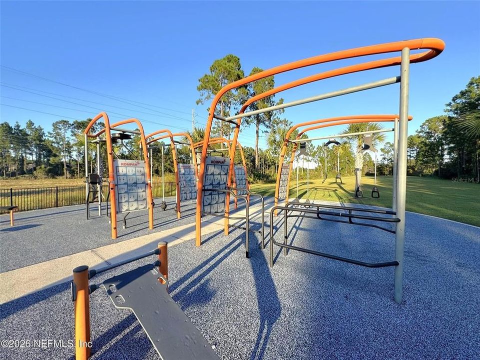 For Sale: $365,000 (3 beds, 2 baths, 1737 Square Feet)