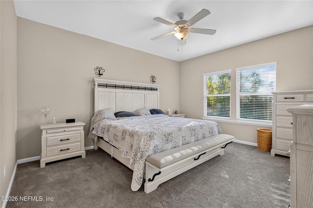 For Sale: $365,000 (3 beds, 2 baths, 1737 Square Feet)