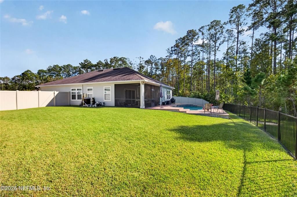 For Sale: $365,000 (3 beds, 2 baths, 1737 Square Feet)