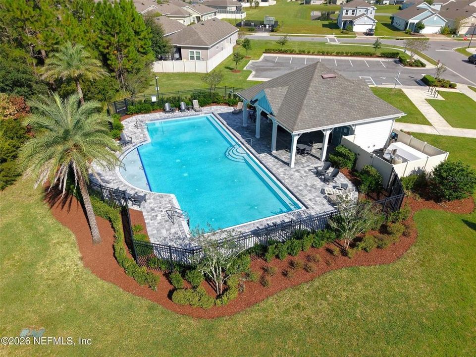 For Sale: $365,000 (3 beds, 2 baths, 1737 Square Feet)