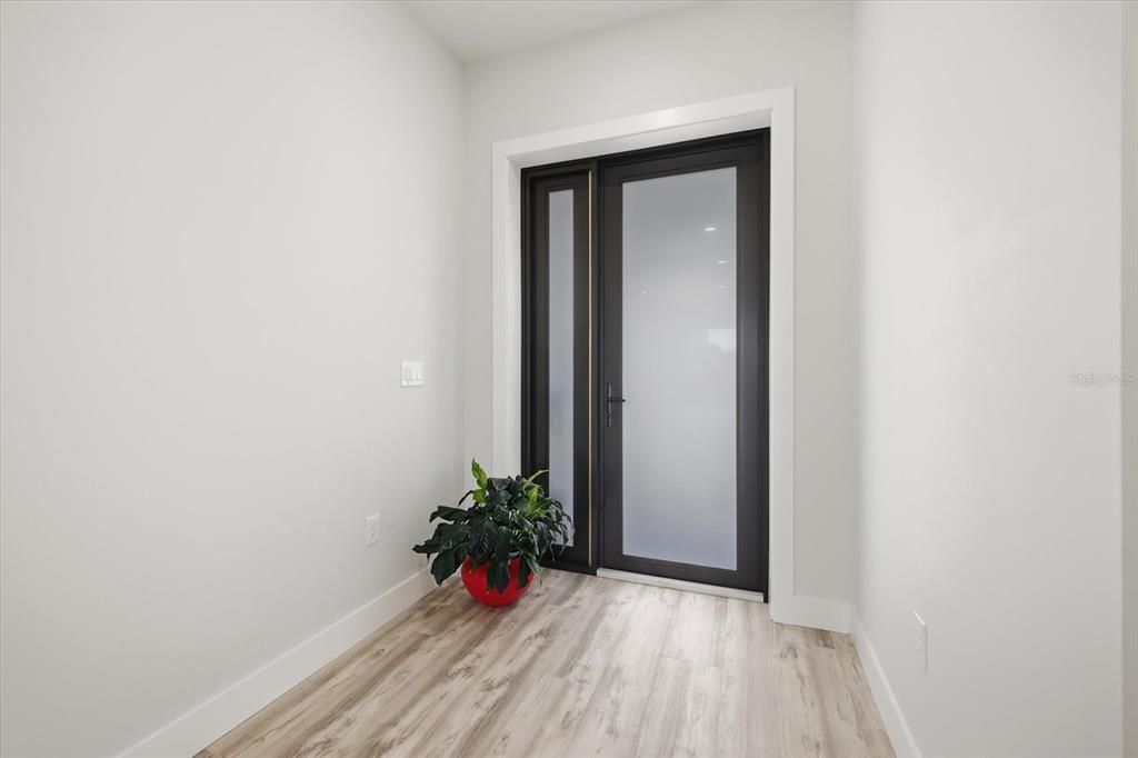 En Venta: $384,900 (3 camas, 2 baños, 1746 Pies cuadrados)