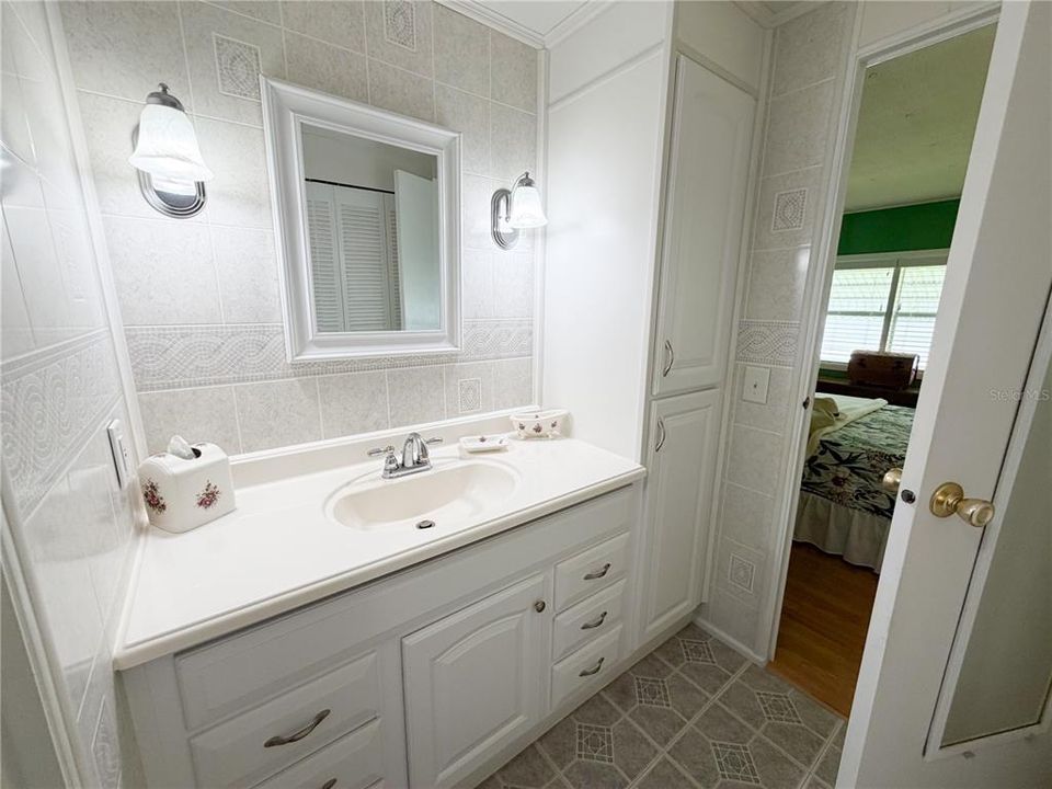 For Sale: $111,900 (3 beds, 2 baths, 1414 Square Feet)