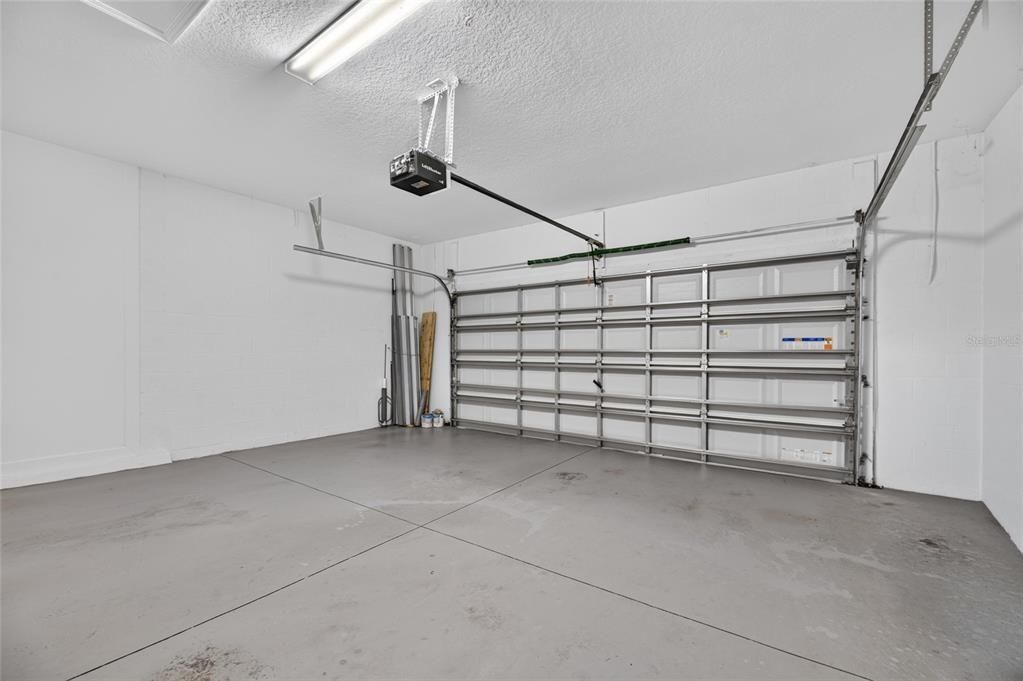 En Venta: $504,999 (4 camas, 3 baños, 2555 Pies cuadrados)