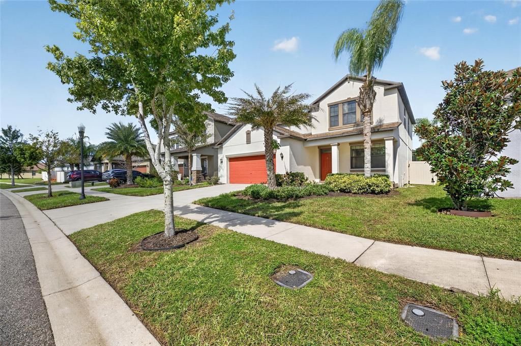 En Venta: $504,999 (4 camas, 3 baños, 2555 Pies cuadrados)