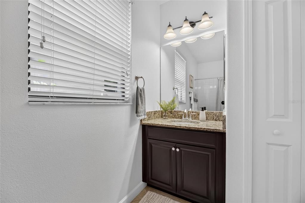 En Venta: $504,999 (4 camas, 3 baños, 2555 Pies cuadrados)