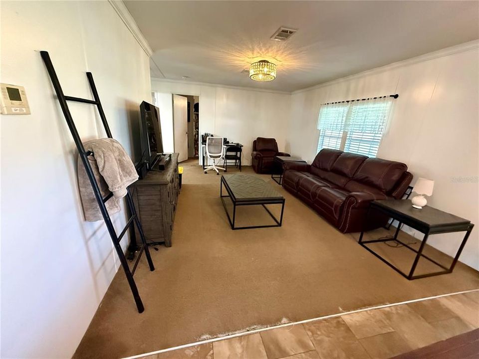 For Sale: $425,000 (4 beds, 2 baths, 1820 Square Feet)