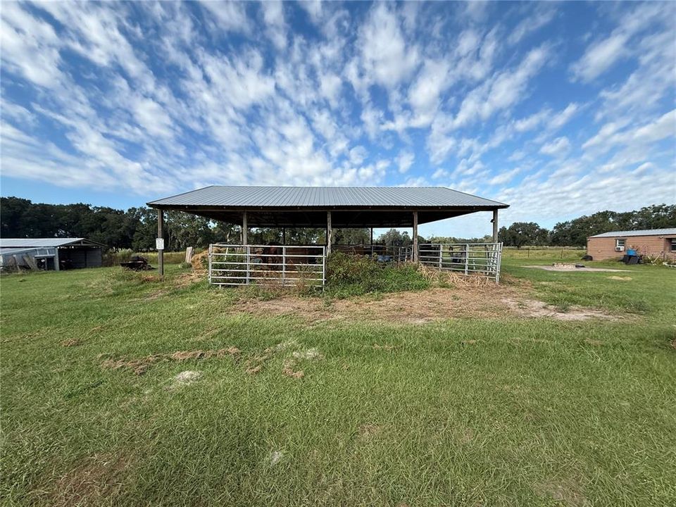 For Sale: $425,000 (4 beds, 2 baths, 1820 Square Feet)